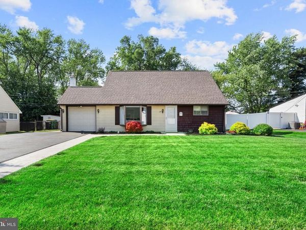119 HARVEST ROAD , LEVITTOWN, PA 19056