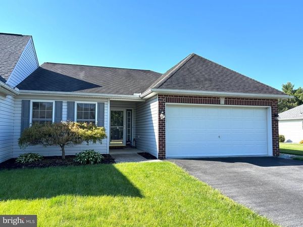 42 RIDGEWAY DRIVE, MECHANICSBURG, PA 17050