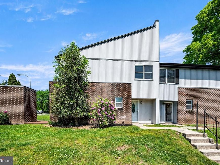 100 Argyll Court, Downingtown, PA 19335 Main Photo