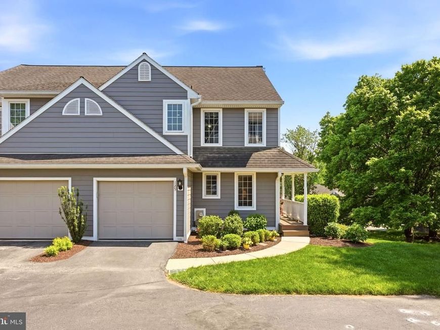 125 N Village Lane, Chadds Ford, PA 19317 Main Photo
