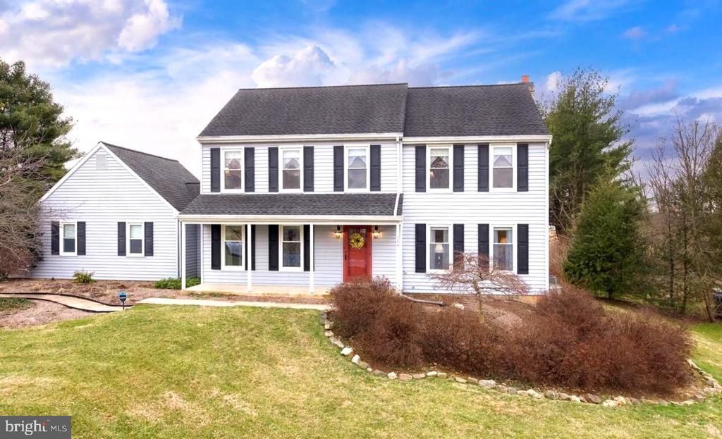 104 Heather Hill Drive , Downingtown, PA 19335 Main Photo