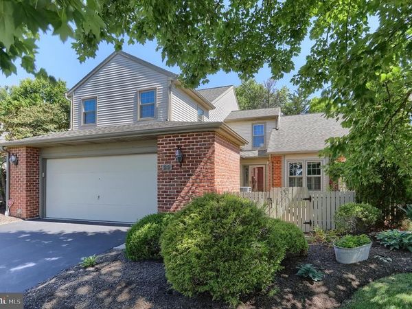 29 CAMBRIDGE DRIVE, HERSHEY, PA 17033