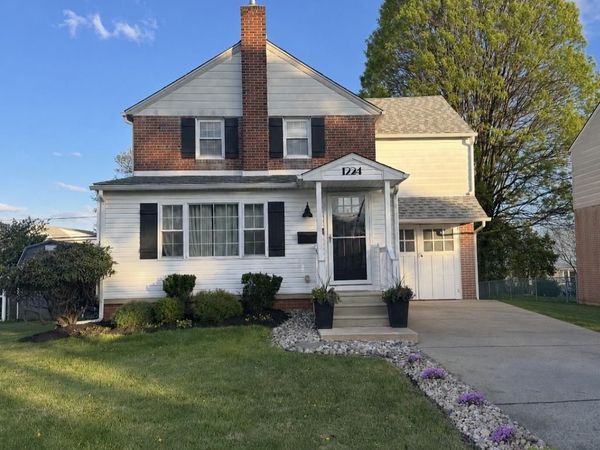 1224 MEADOW ROAD , WOODLYN, PA 19094