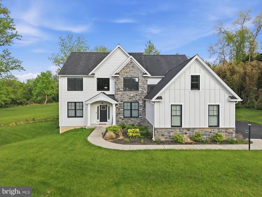 7 Overfield Lane, Glen Mills, PA 19342 Main Photo