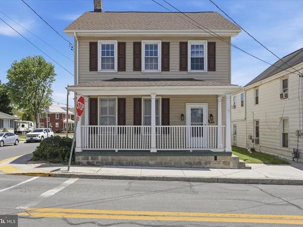 63 N N ALLISON STREET STREET , GREENCASTLE, PA 17225