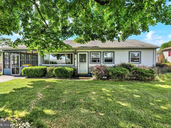1921 BLUE RIDGE DRIVE , LANCASTER, PA 17603