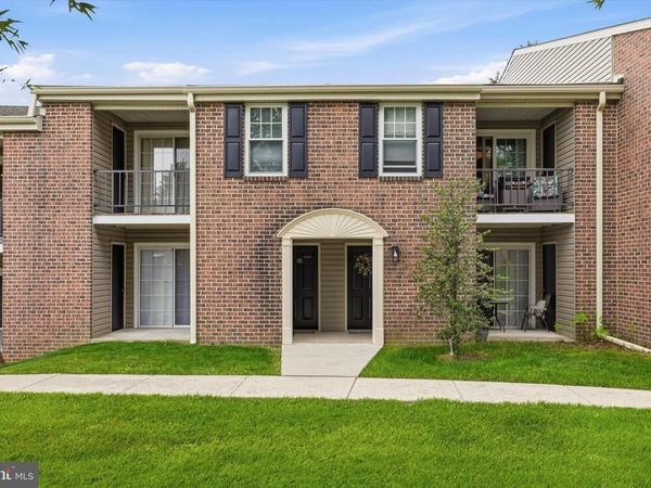 89 RAMSGATE COURT, Unit 210 U-89, BLUE BELL, PA 19422