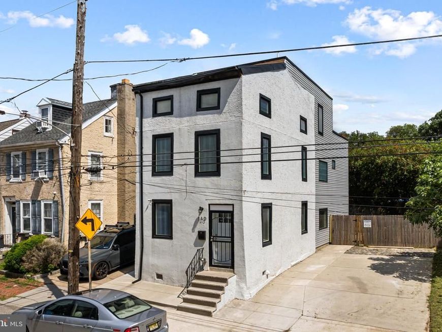 140 W Price Street, Philadelphia, PA 19144 Main Photo