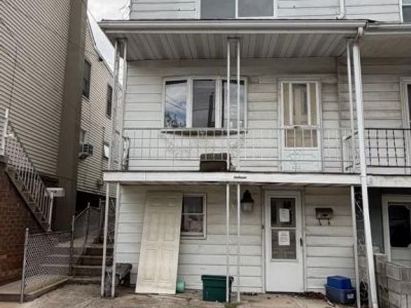 516 POTTSVILLE STREET , MINERSVILLE, PA 17954
