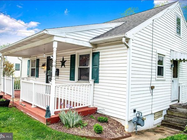 125 MANCHESTER STREET, GLEN ROCK, PA 17327
