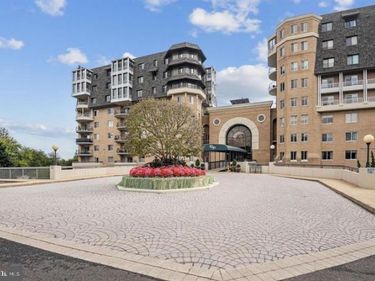 1250 S WASHINGTON STREET S , Unit 207, ALEXANDRIA, VA 22314