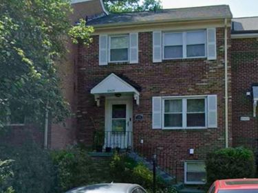 10405 COURTHOUSE DRIVE, FAIRFAX, VA 22030