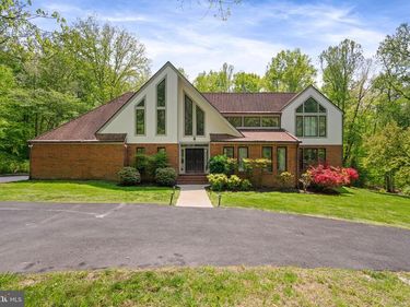 10101 JAYDEE BOULEVARD, FAIRFAX STATION, VA 22039