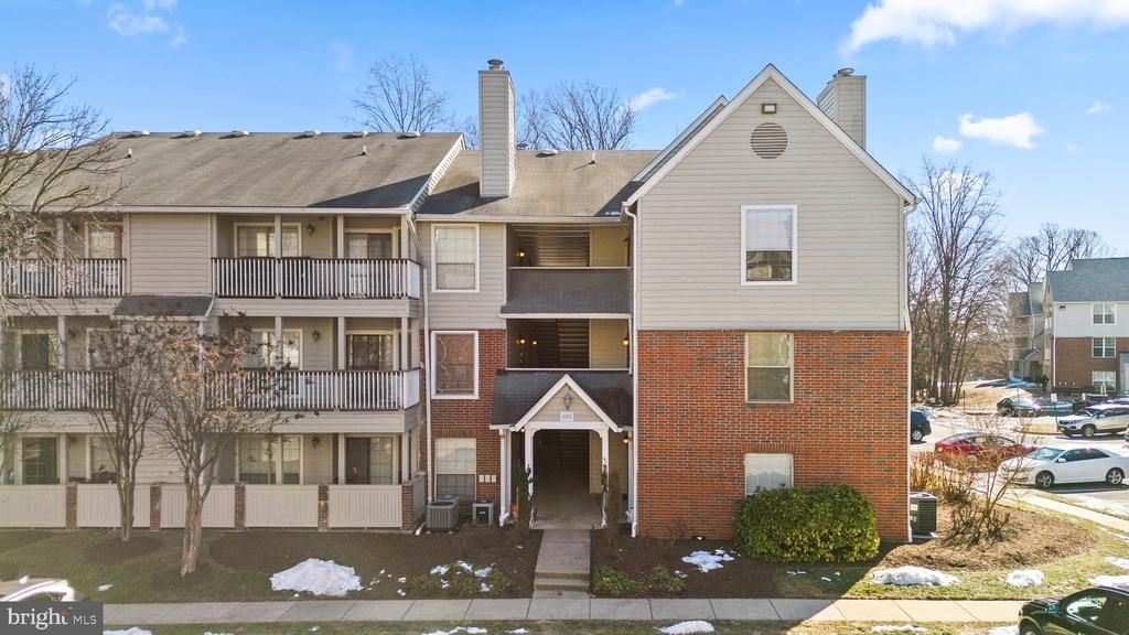 12151 Penderview Lane , Unit 2026, Fairfax, VA 22033 Main Photo