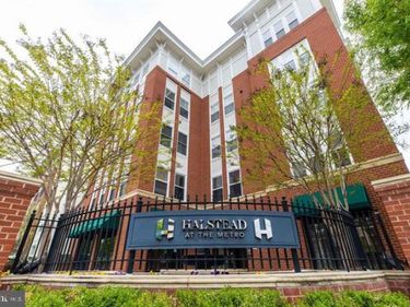 2665 PROSPERITY AVENUE, Unit 403, FAIRFAX, VA 22031