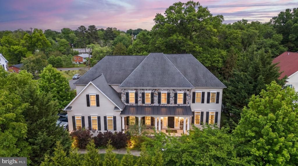 7101 Idylwood Road , Falls Church, VA 22043 Main Photo