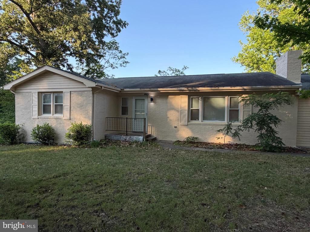 6223 Townsend Drive , King George, VA 22485 Main Photo