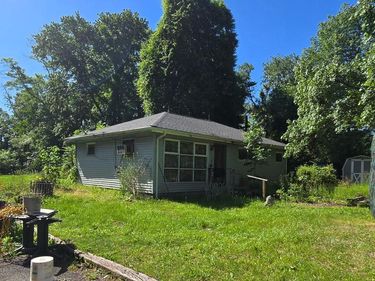 21964 ST LOUIS ROAD , MIDDLEBURG, VA 20117