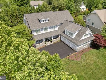 8328 PINE KNOTT COURT, GAINESVILLE, VA 20155