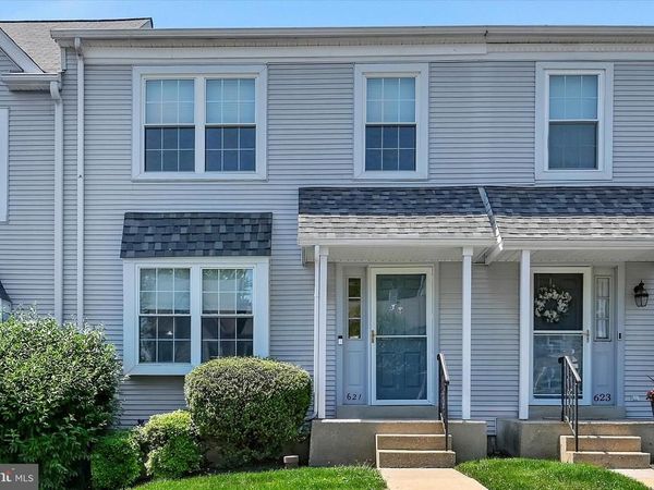 621 KENNEY LANE , BROOKHAVEN, PA 19015
