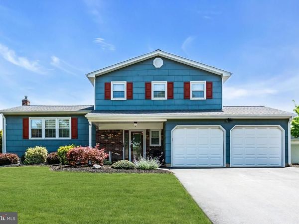 24 TAR HEELS ROAD, HAMILTON, NJ 08619