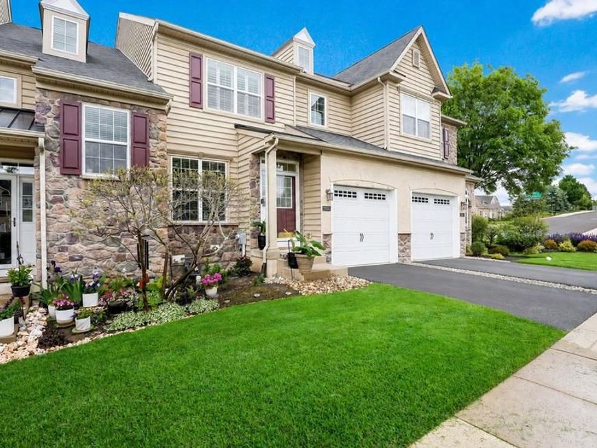 3284 Waterstone Court , Furlong, PA 18925 Main Photo