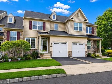 3284 WATERSTONE COURT, FURLONG, PA 18925