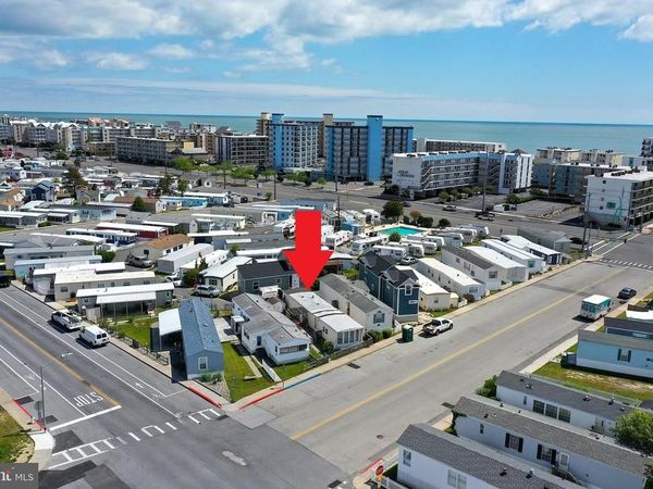 120 133RD STREET , OCEAN CITY, MD 21842