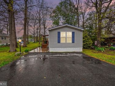 198 CONODOGUINET MOBILE ESTATE, NEWVILLE, PA 17241