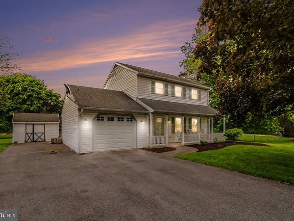 685 S MIDDLESEX ROAD, CARLISLE, PA 17015