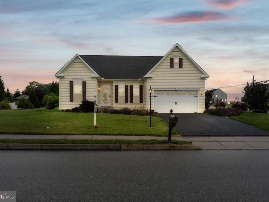 46 Tyler Drive, Hanover, PA 17331 Main Photo