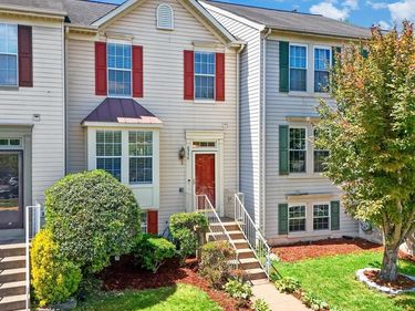 8596 COLD HARBOR LOOP , MANASSAS, VA 20111
