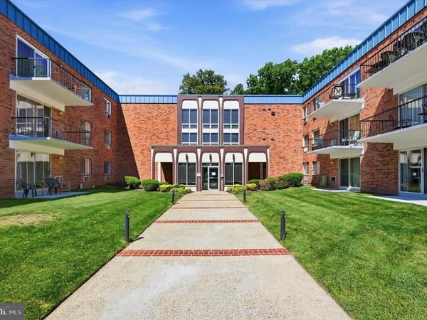 120 N BETHLEHEM PIKE, Unit B303, FORT WASHINGTON, PA 19034