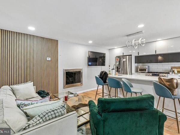 1130 LOMBARD STREET , PHILADELPHIA, PA 19147