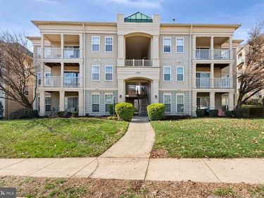 1031 GARDENVIEW LOOP , Unit 201, WOODBRIDGE, VA 22191