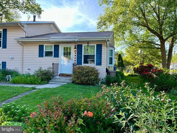 870 BROADFIELD DR , NEWARK, DE 19713