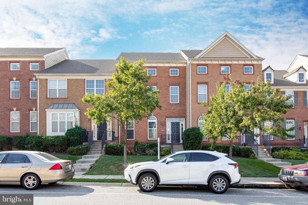 7621 Elmcrest Road , Hanover, MD 21076 Main Photo