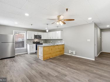 1725 HENRY AVENUE , Unit 101, WINCHESTER, VA 22601