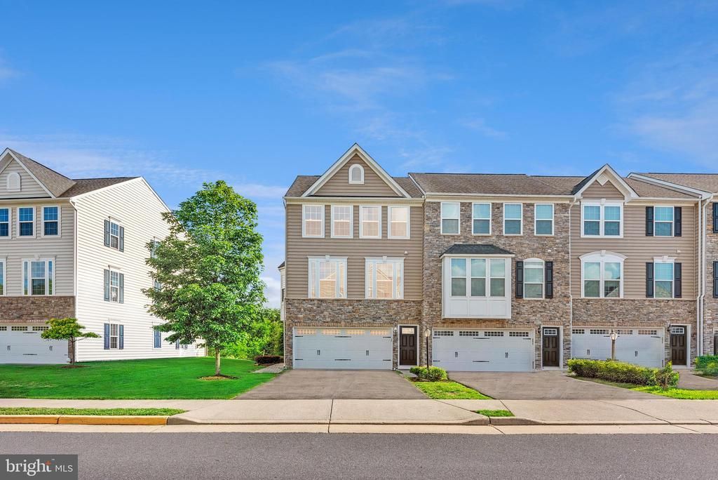 115 Hornbeam Drive , Lake Frederick, VA 22630 Main Photo
