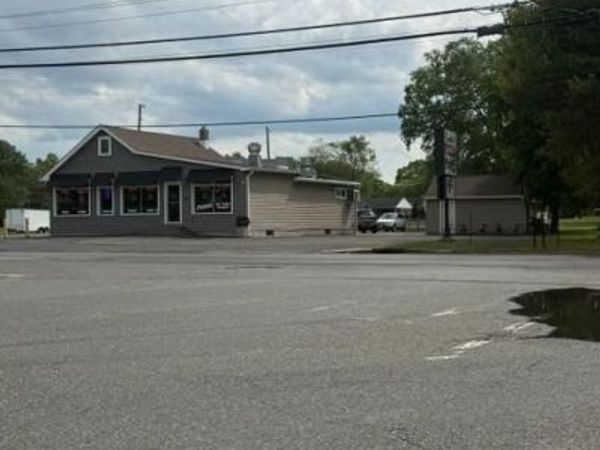 697 S EGG HARBOR ROAD , HAMMONTON, NJ 08037