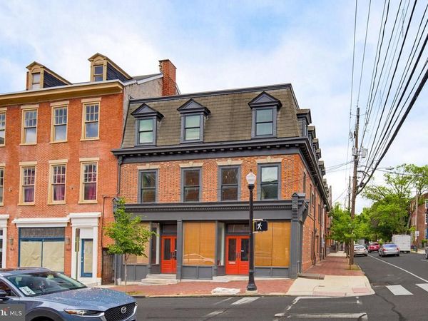 171 E KING STREET, LANCASTER, PA 17602