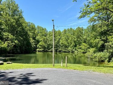0 ORIOLE AND BLUE BIRD , FRONT ROYAL, VA 22630