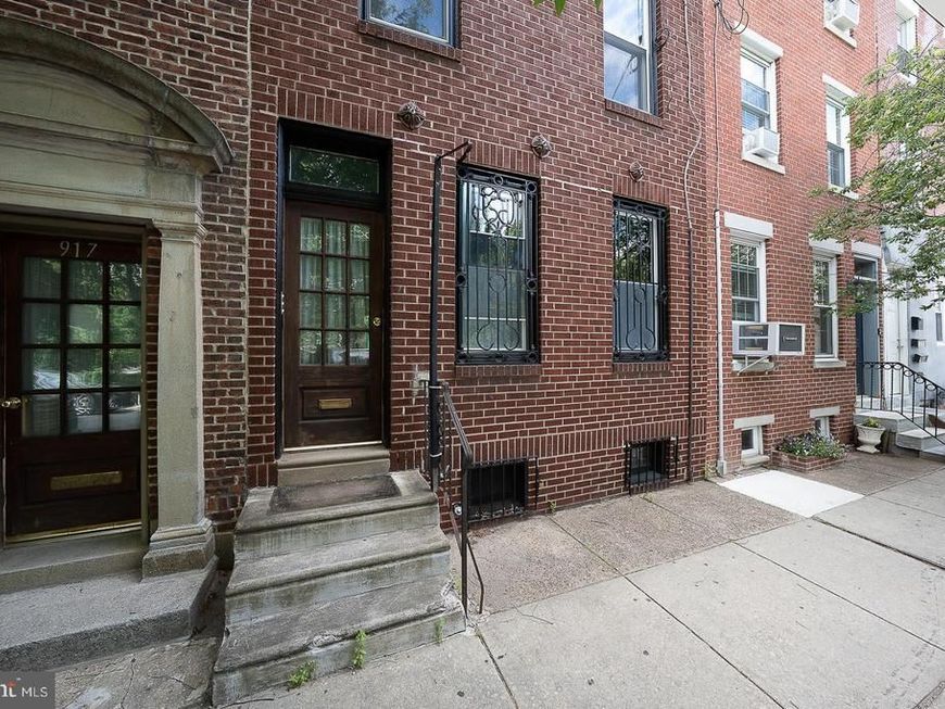 919 S 17th Street, Philadelphia, PA 19146 Main Photo