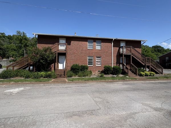 201 Brooke Castle Dr, Hermitage, TN 37076