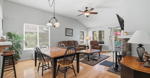82 Sequoia Cir, Blairsden-Graeagle, CA 96103 Photo