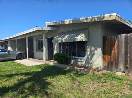 5309 56th St, Sacramento, CA 95820 Photo