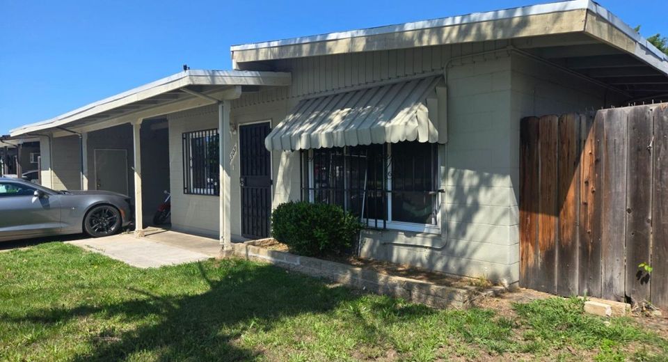 5309 56th St, Sacramento, CA 95820 Photo
