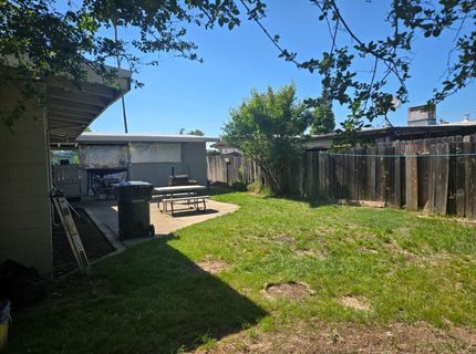 5309 56th St, Sacramento, CA 95820 Photo