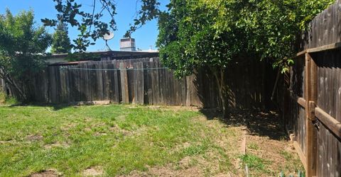 5309 56th St, Sacramento, CA 95820 Photo