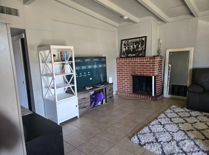 5309 56th St, Sacramento, CA 95820 Photo